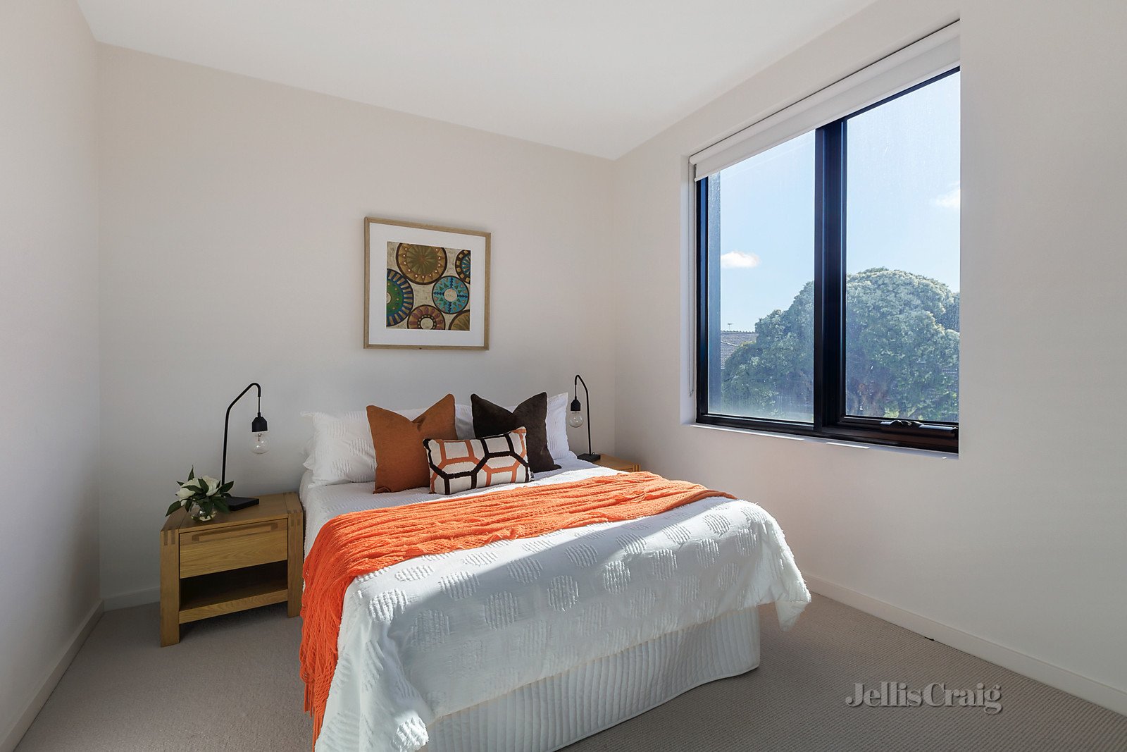 104/1B Kokaribb Road, Carnegie image 5