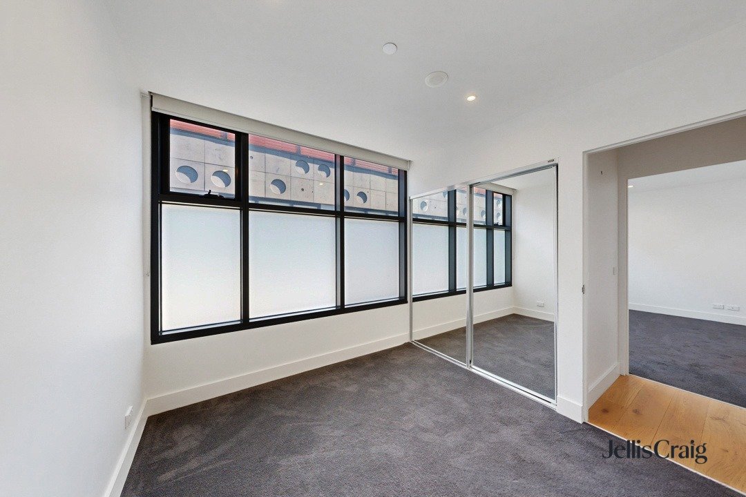 104/2 Kingsley Street, Elwood image 7