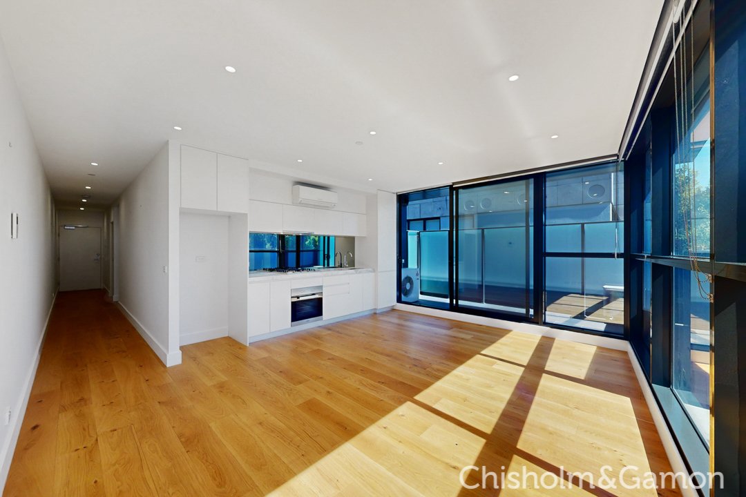 104/2 Kingsley Street, Elwood image 1