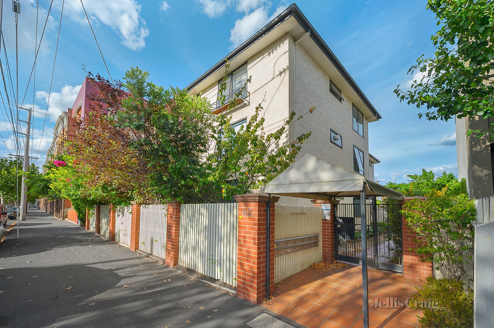 10/42 Nicholson Street, Abbotsford image 1