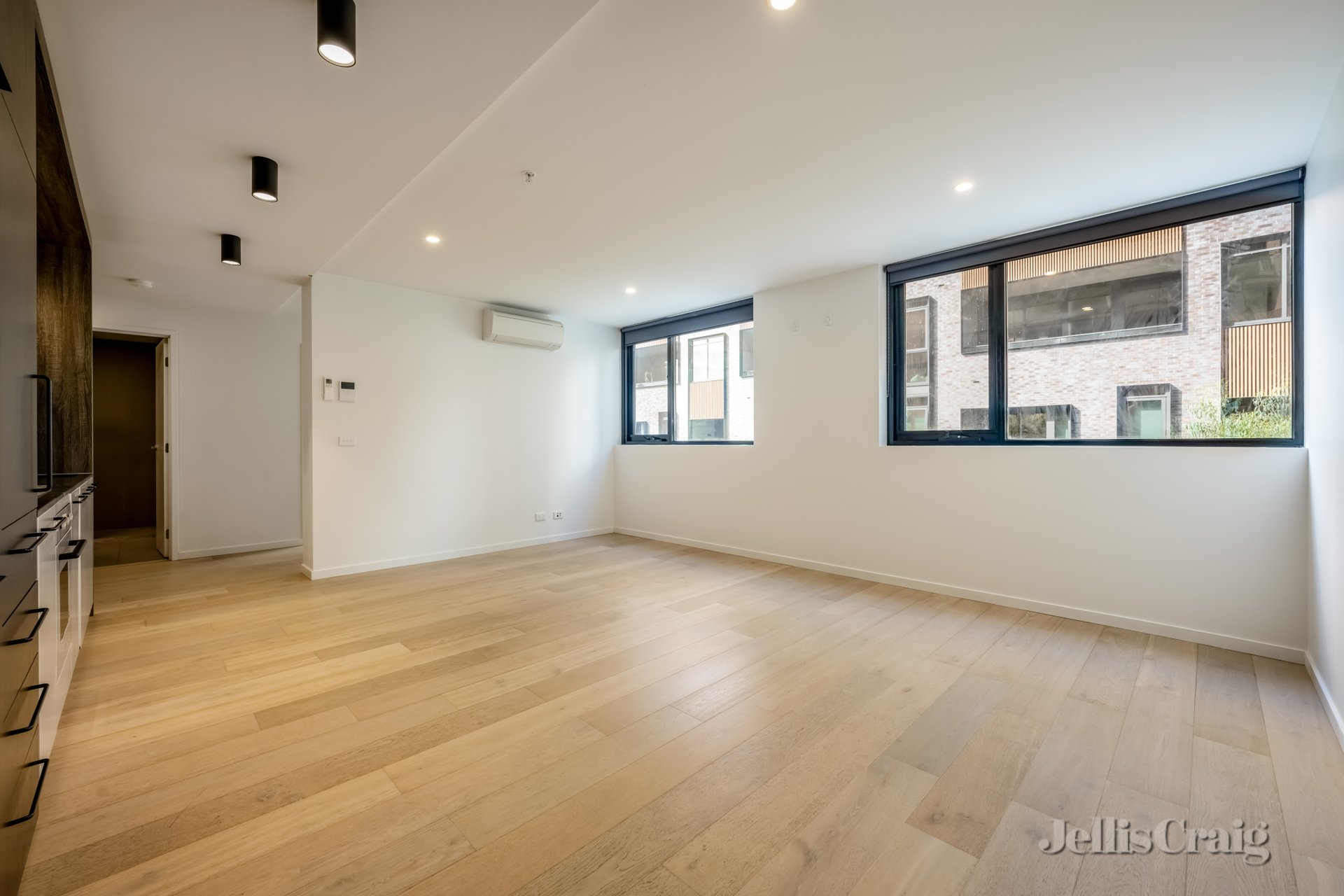 104/20 Shamrock Street, Abbotsford image 1