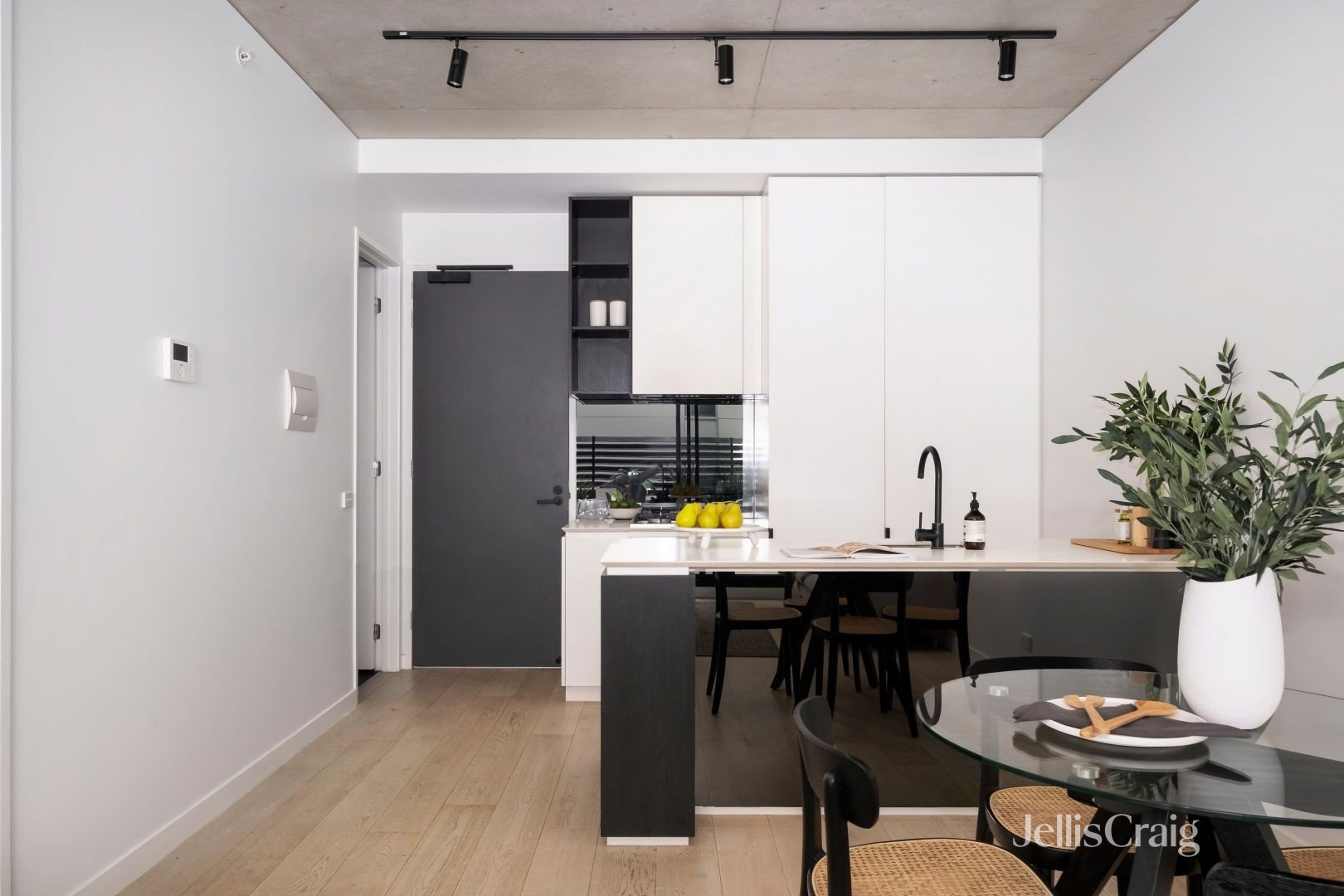 104/28 Stanley Street, Collingwood image 4