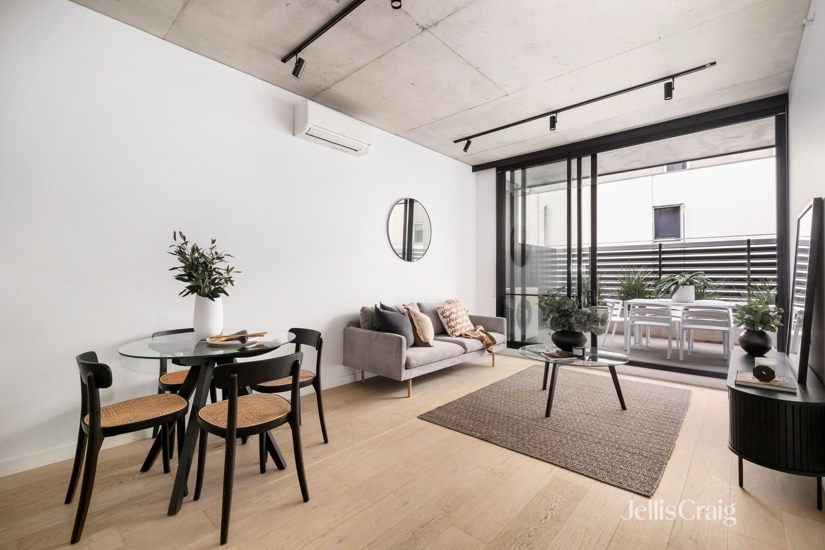 104/28 Stanley Street, Collingwood image 3