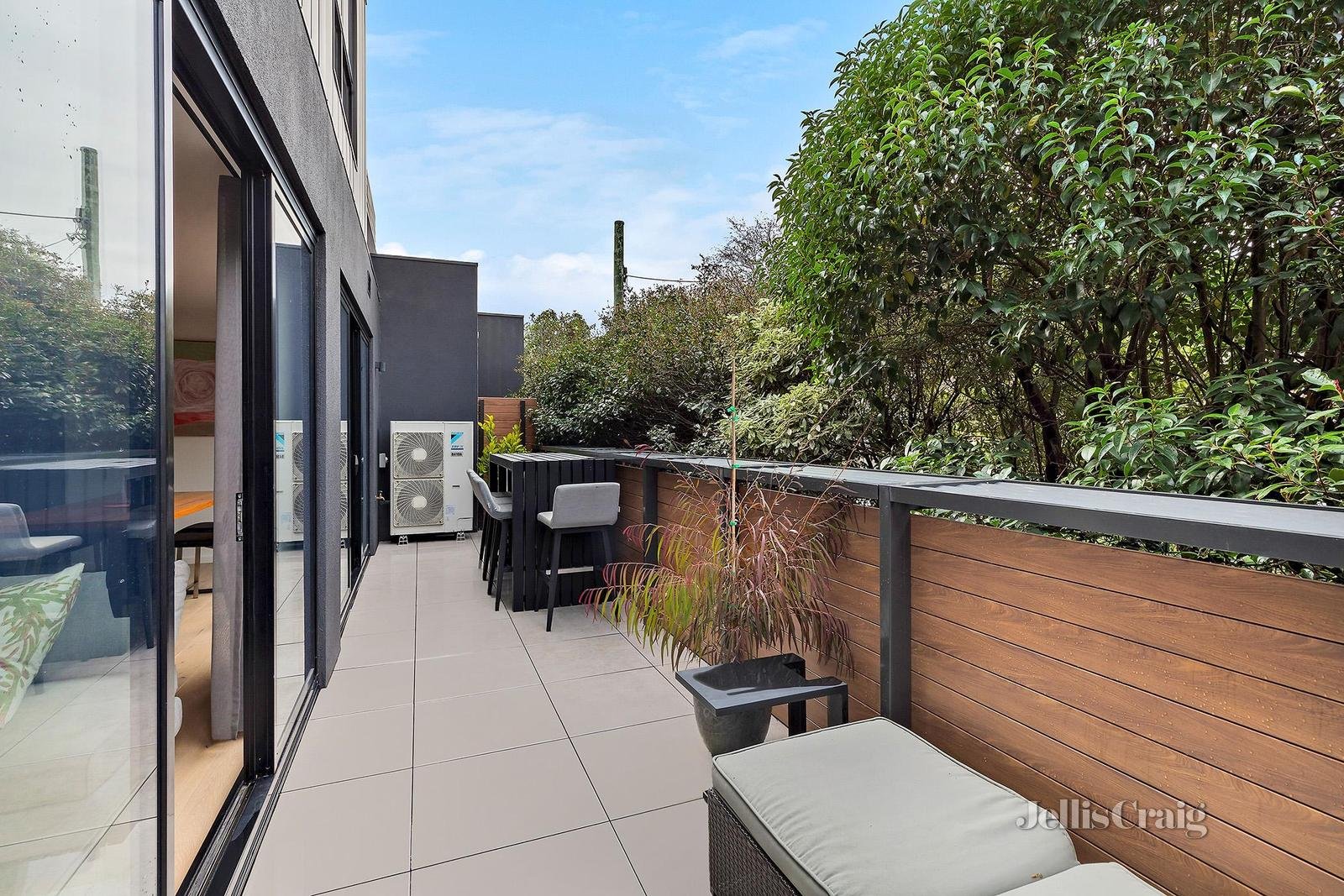 104/281 Barkers Road, Kew image 4