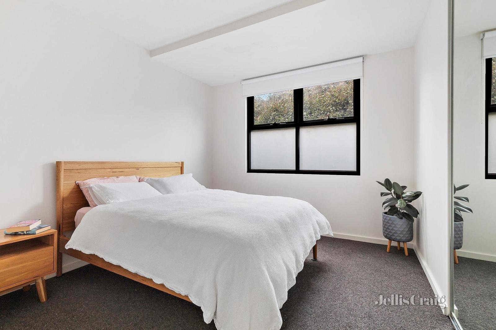 104/281 Barkers Road, Kew image 5