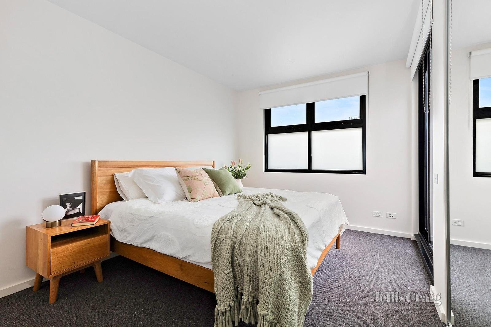 104/281 Barkers Road, Kew image 7