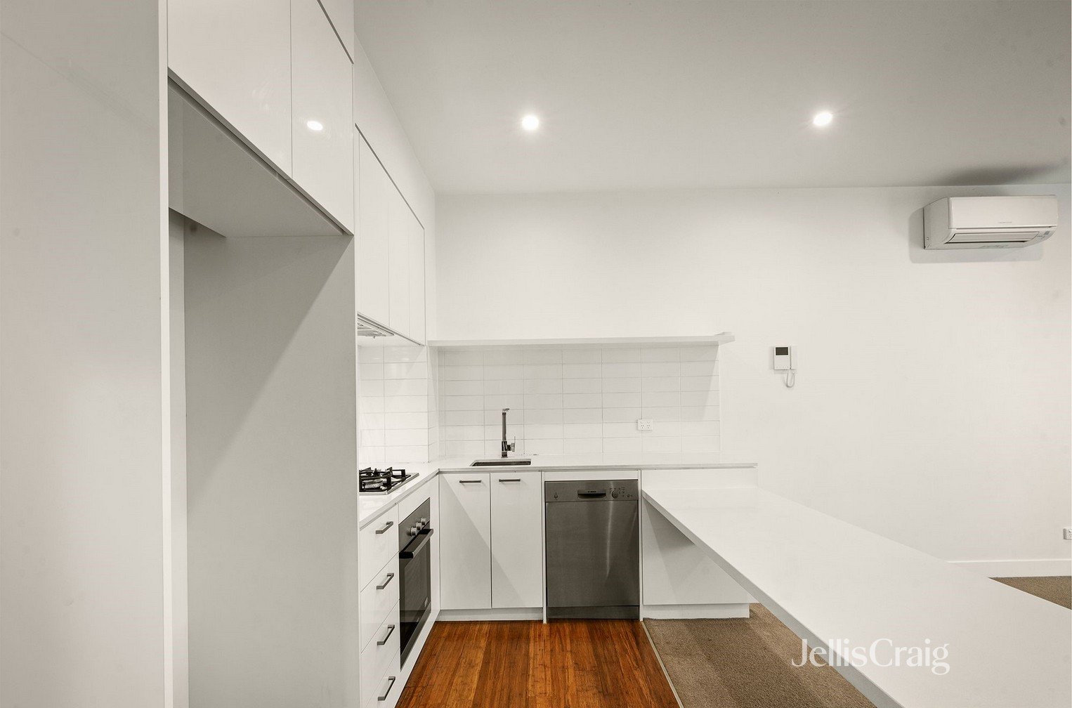104/3 Duggan Street, Brunswick&nbsp;West image 2