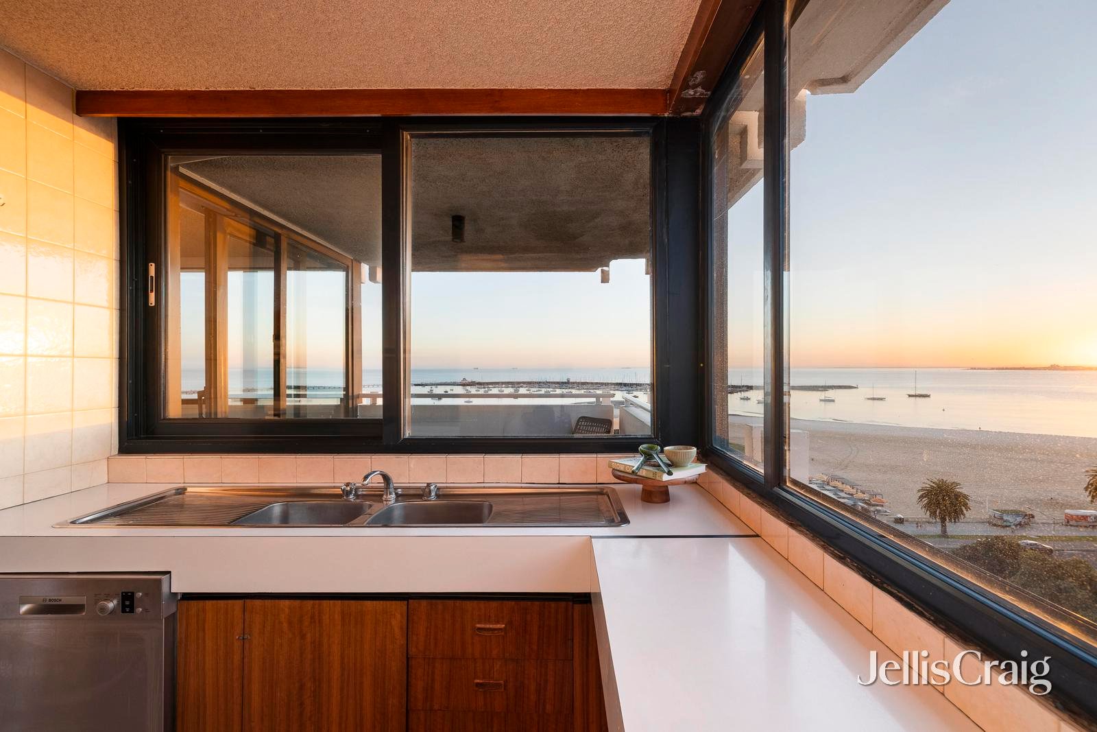 104/333 Beaconsfield Parade, St&nbsp;Kilda&nbsp;West image 6
