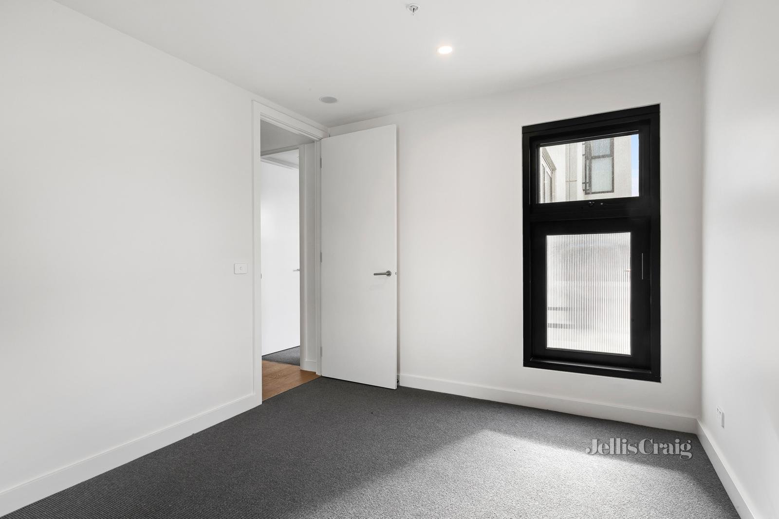 104/342 Centre Road, Bentleigh image 6