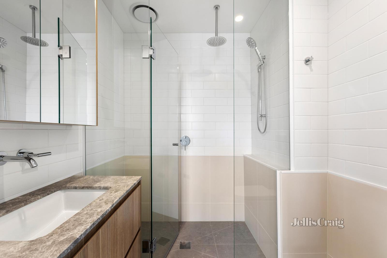 104/342 Centre Road, Bentleigh image 7