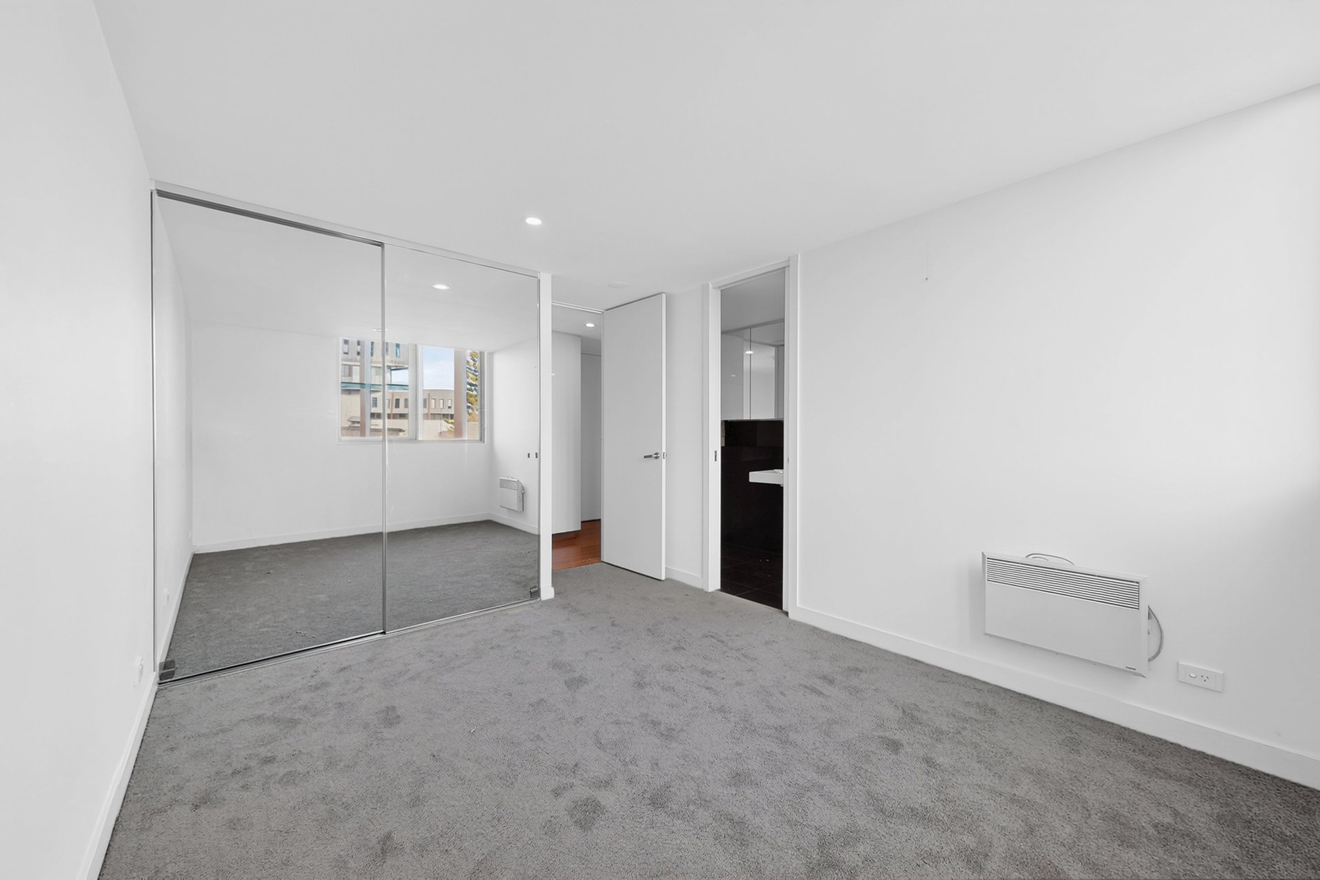104/38 Nott Street, Port Melbourne image 7