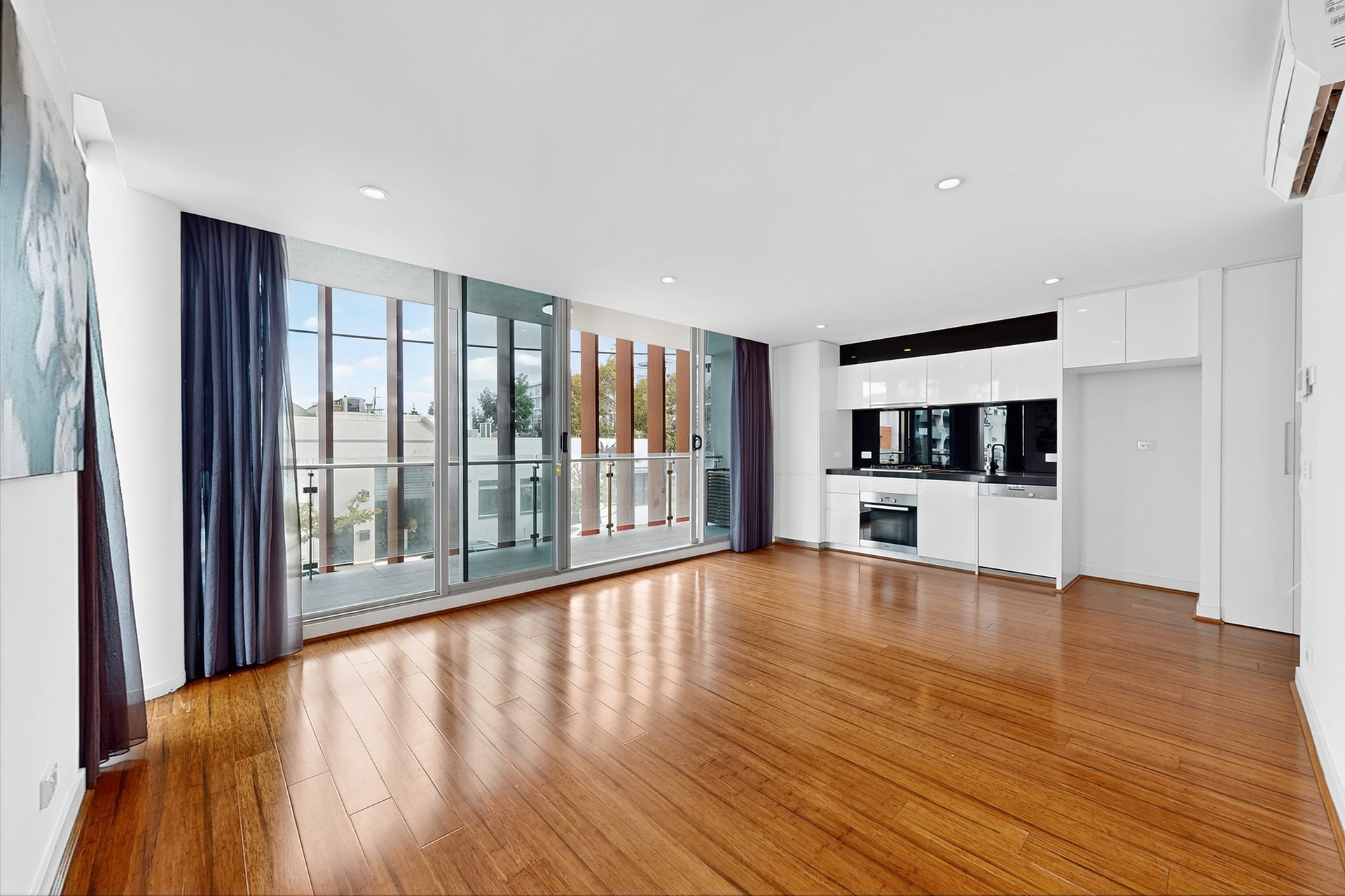 104/38 Nott Street, Port Melbourne image 1
