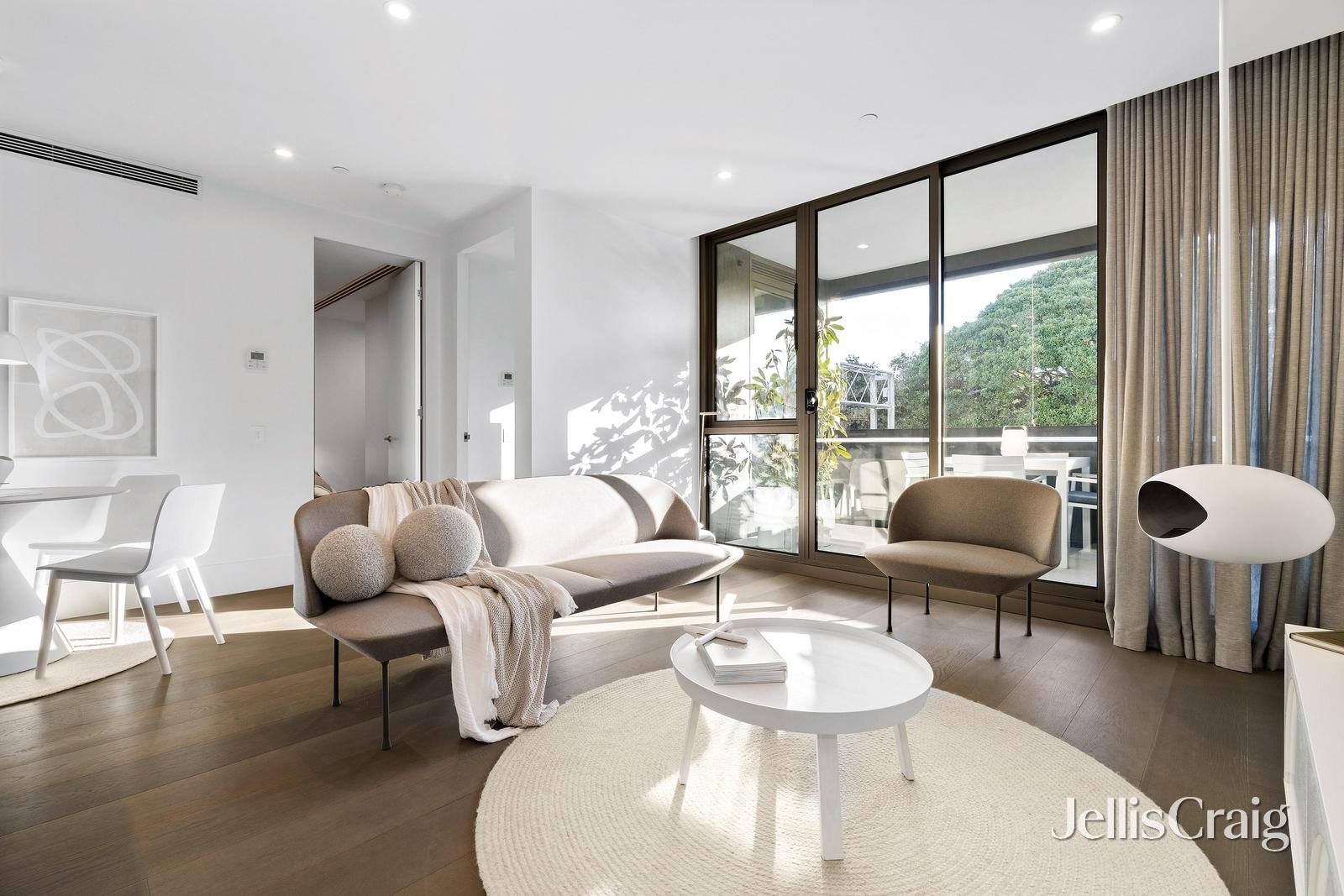 104/39 Head Street, Brighton image 4