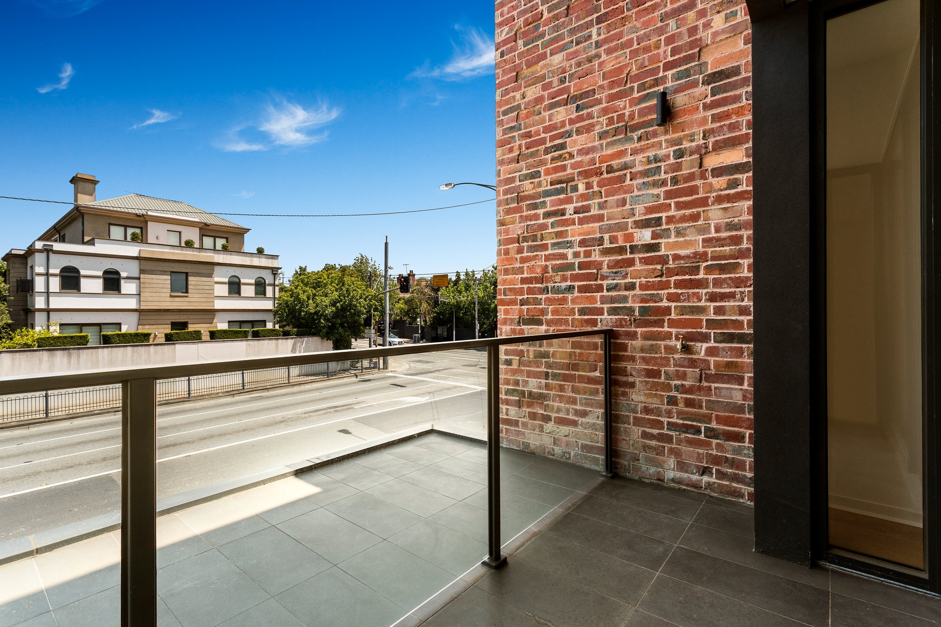 Property Gallery Thumbnail 8