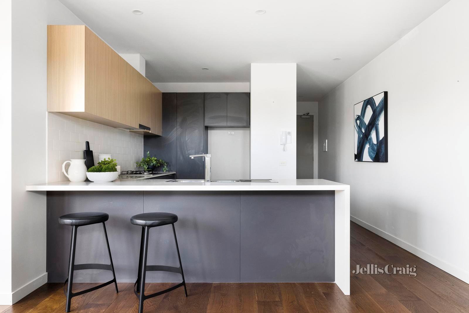 104/4-6 Matthews Road, Bentleigh East image 6