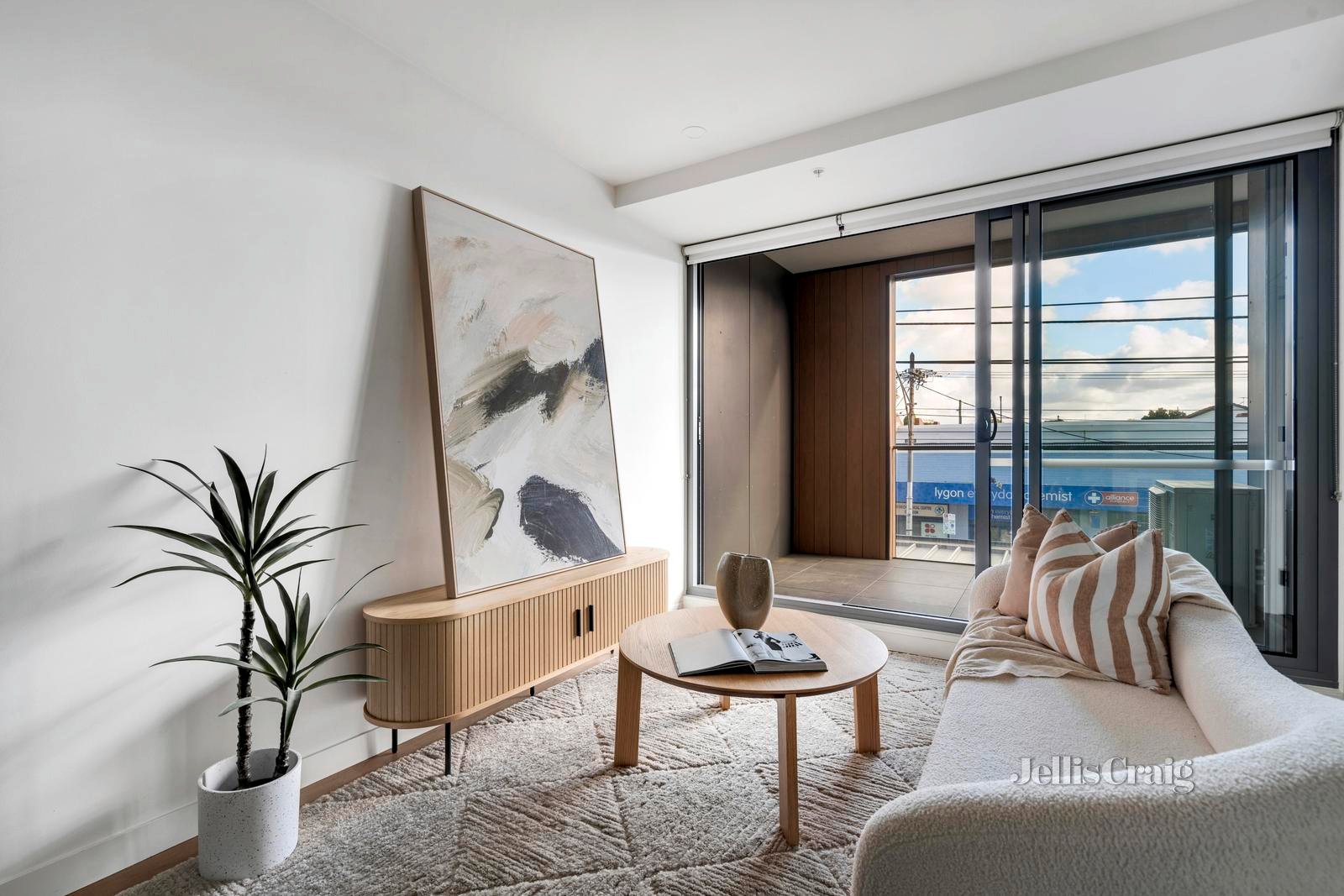 104/466 Lygon Street, Brunswick East image 2