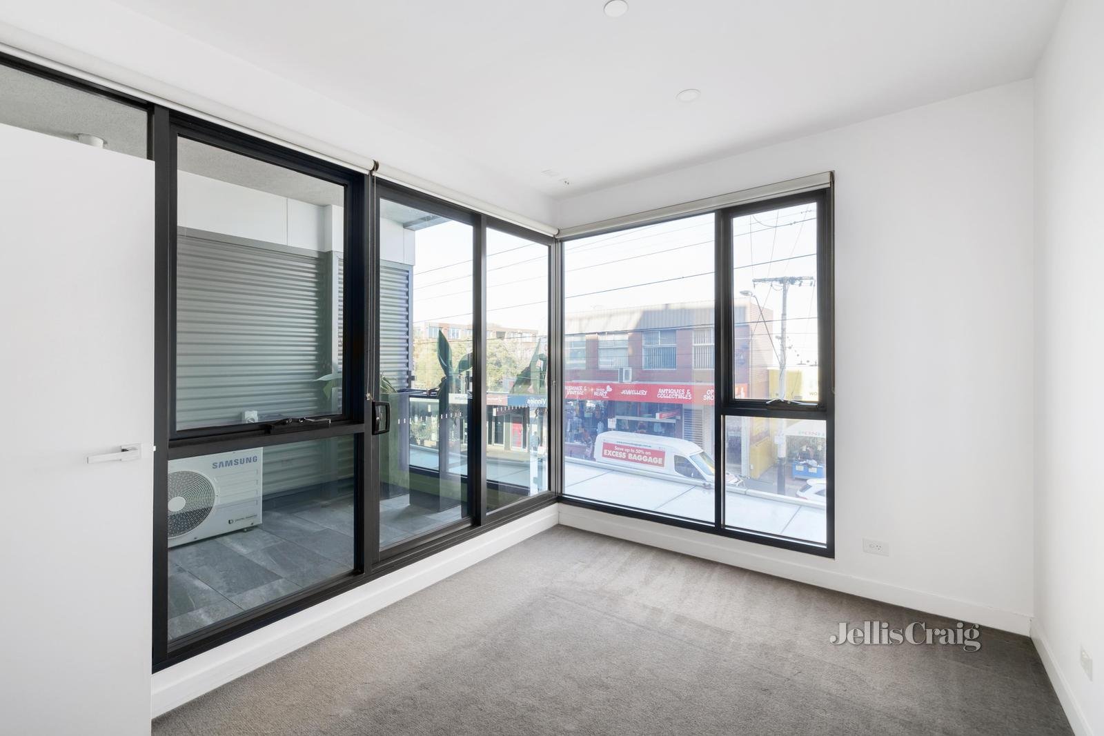 104/483 Glen Huntly Road, Elsternwick image 5