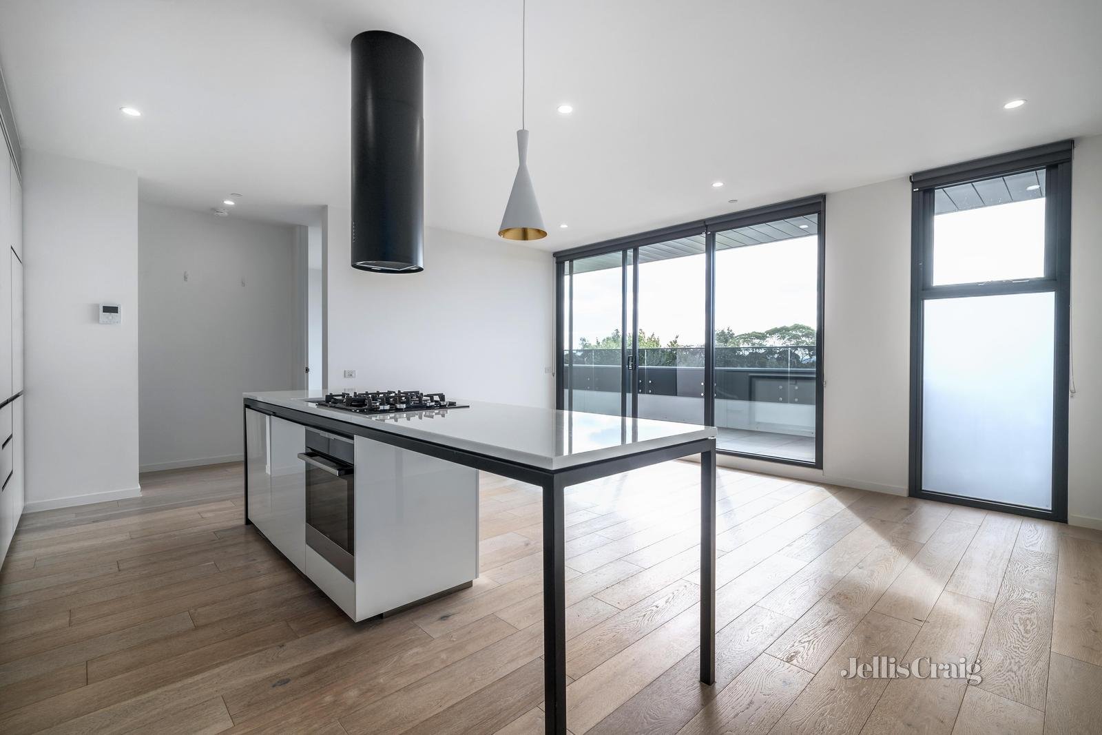 104/5 Curlew Court, Doncaster image 2