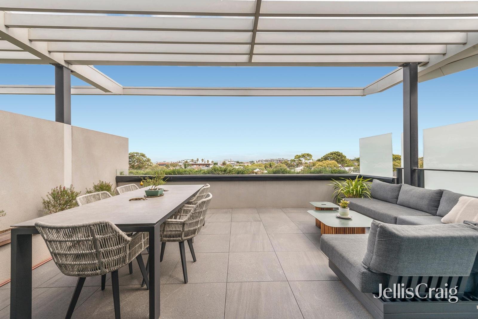 104/6 Fernhill Road, Sandringham image 4
