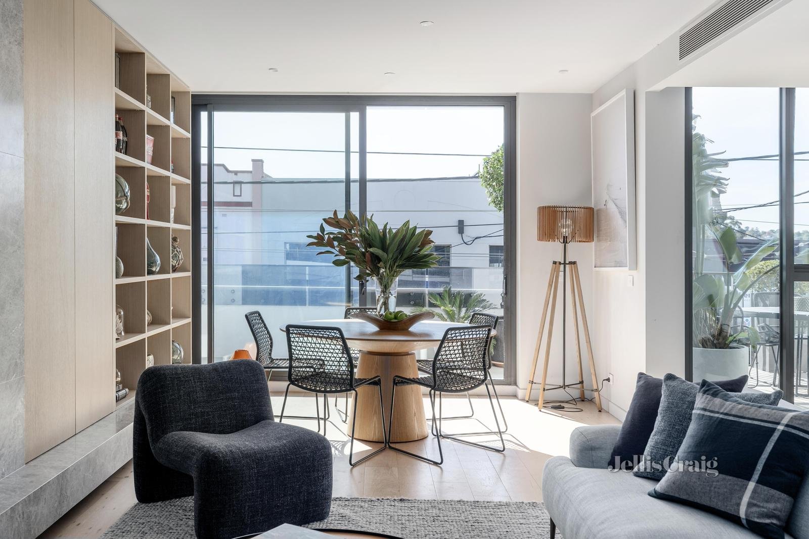 104/65 Maitland Street, Glen Iris image 2