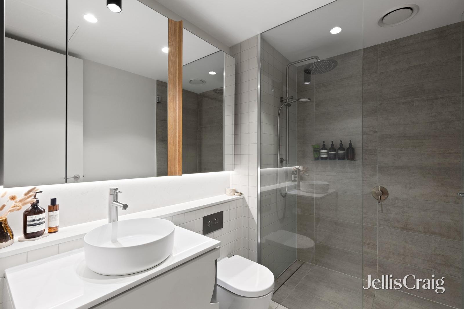 104/68 Cambridge Street, Collingwood image 11