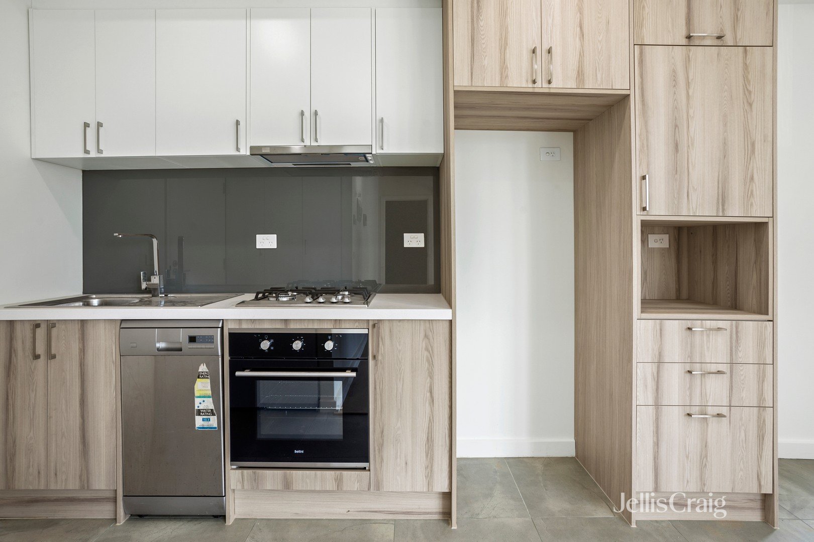 104/7 Thomas Holmes Street, Maribyrnong image 9