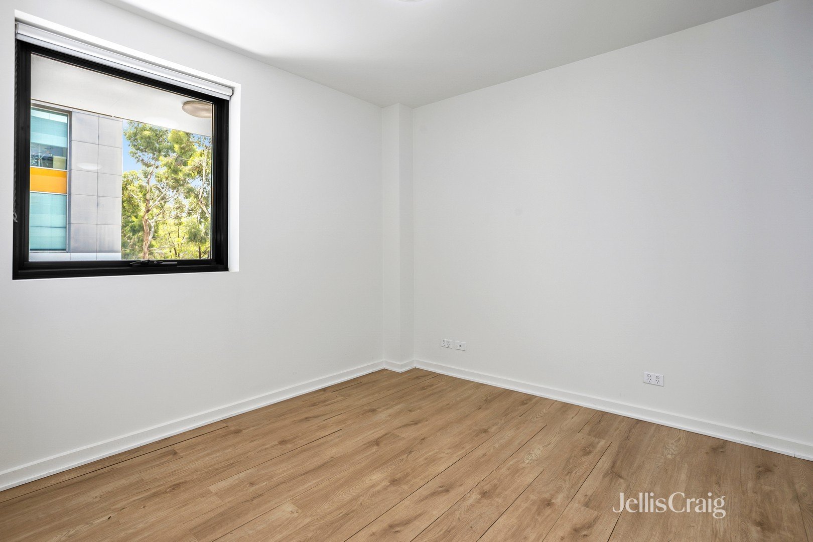 104/7 Thomas Holmes Street, Maribyrnong image 12