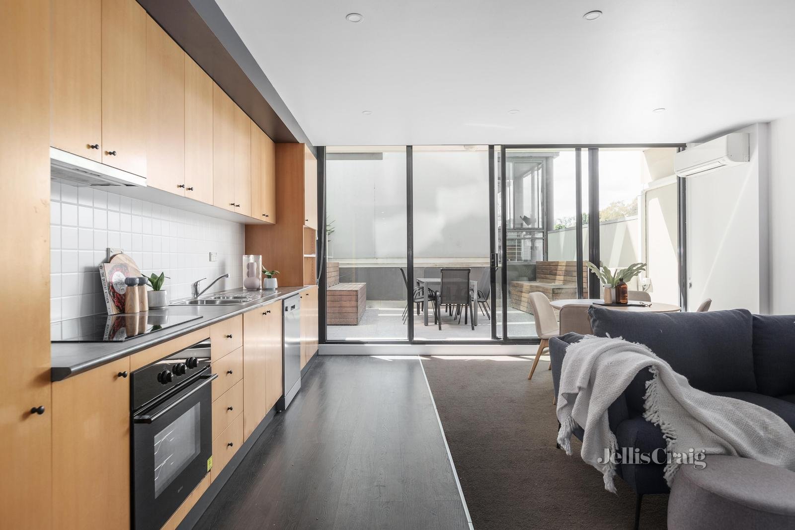 104/8 Howard Street, Richmond image 4