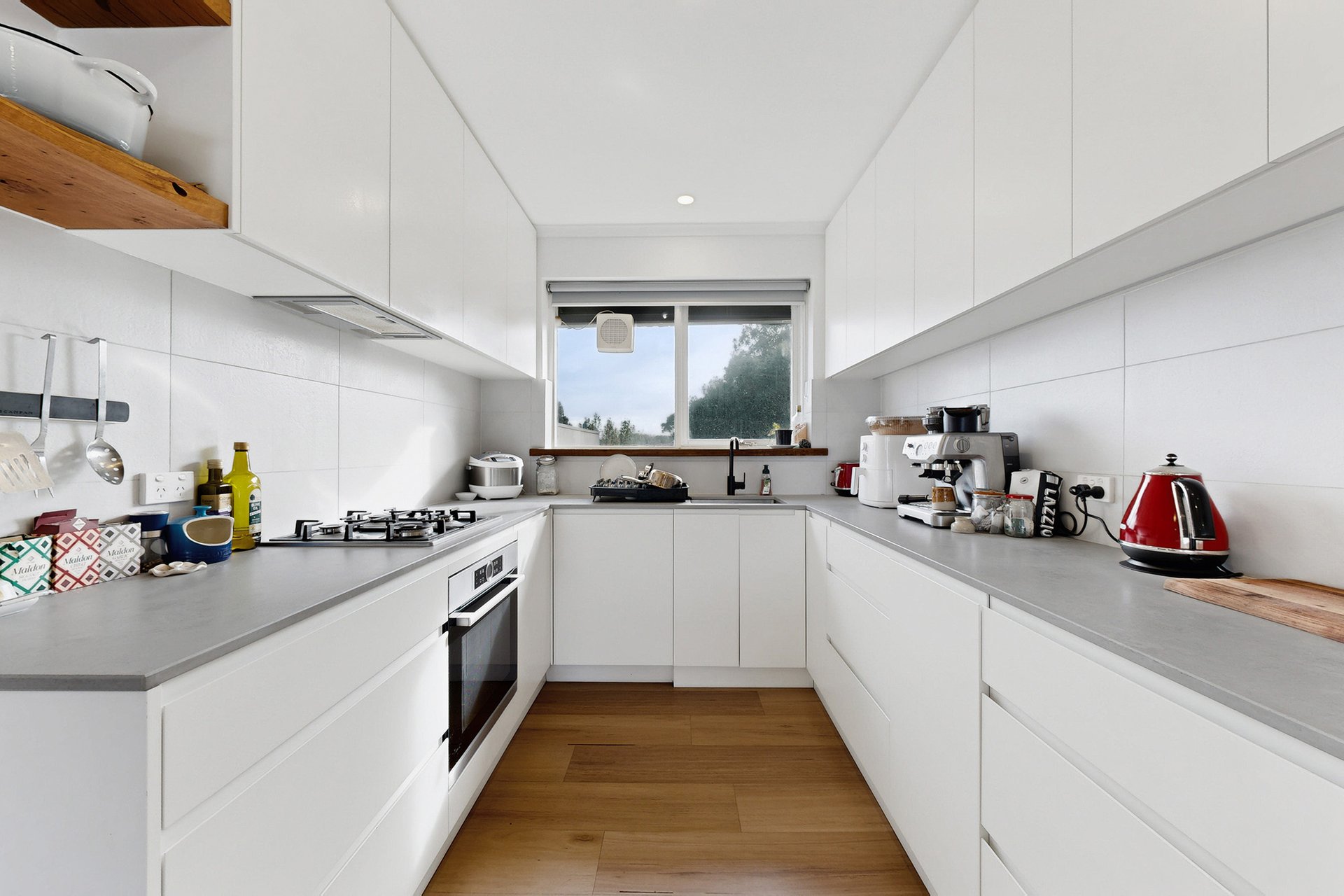 10/48 Spray Street, Elwood image 2