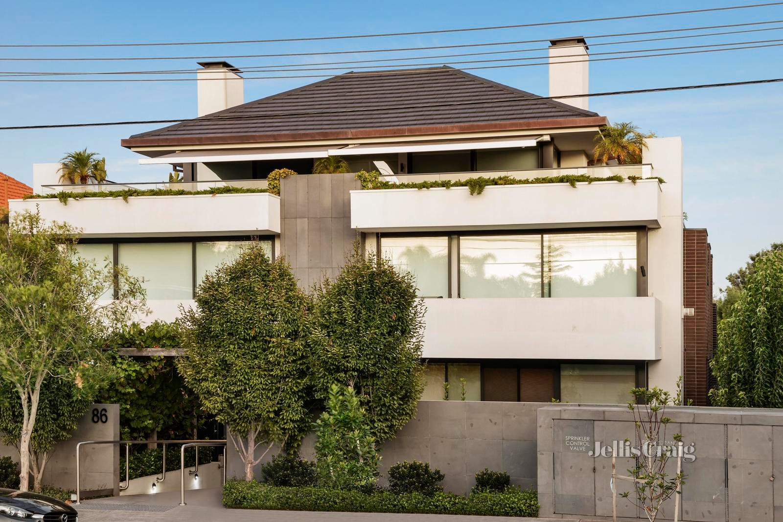 104/86 Burke Road, Malvern East image 1