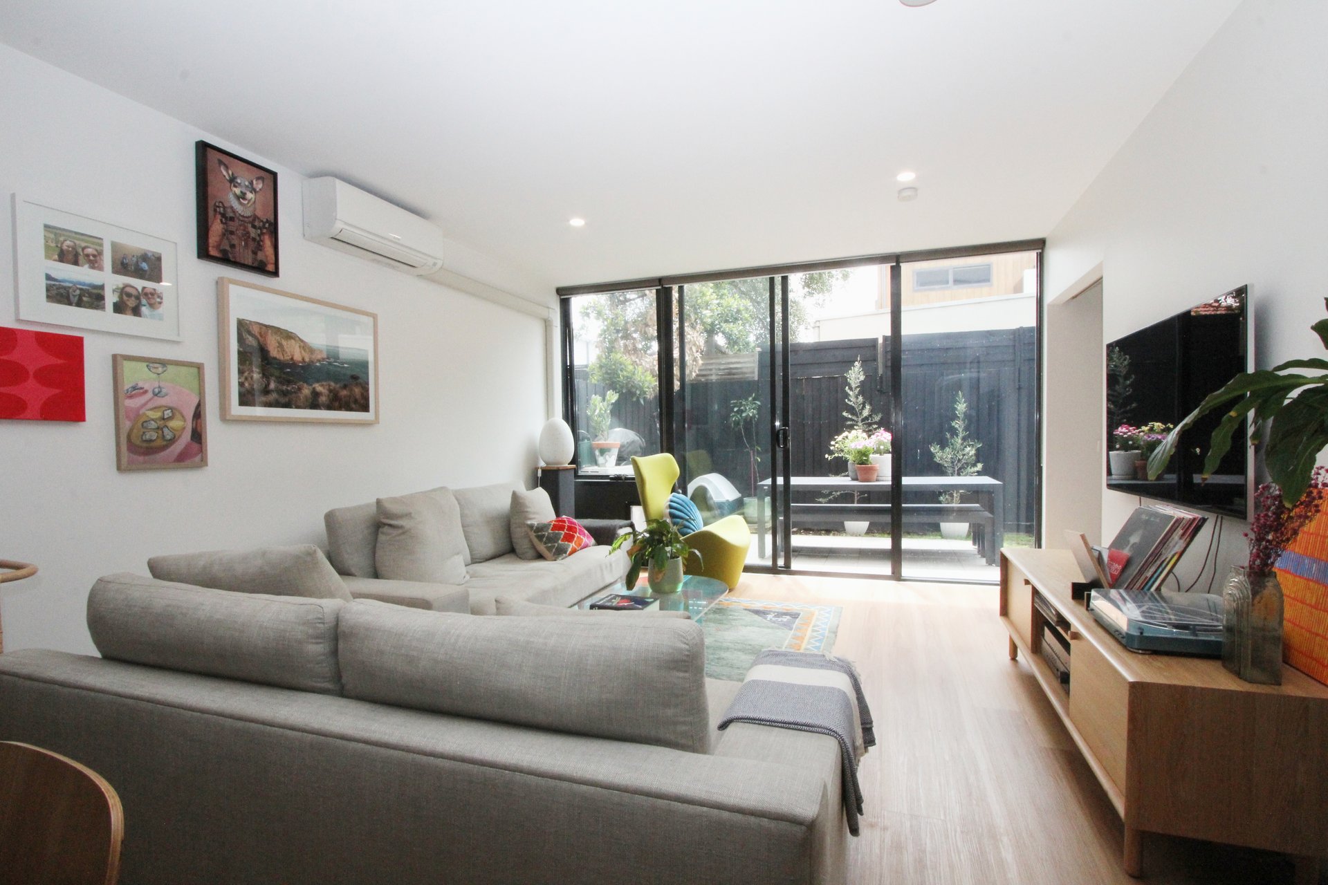 Property Gallery Thumbnail 3