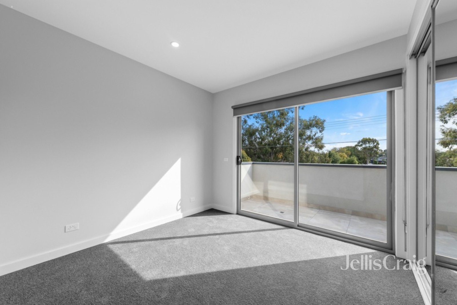 10/498-500 Waterdale Road, Heidelberg&nbsp;West image 5
