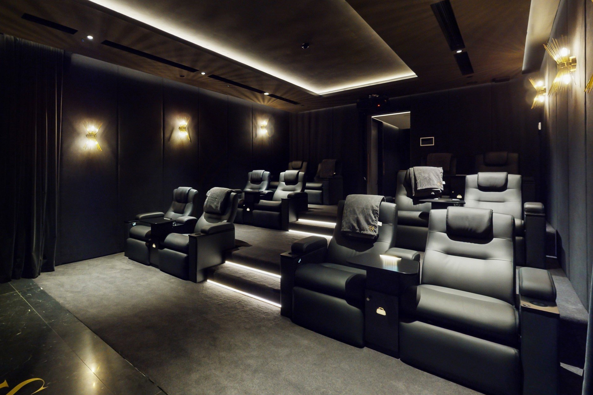 104g/14-16 The Esplanade, St&nbsp;Kilda image 18