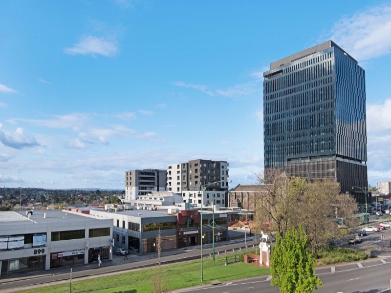 105 Carrington Road, Box Hill image 10