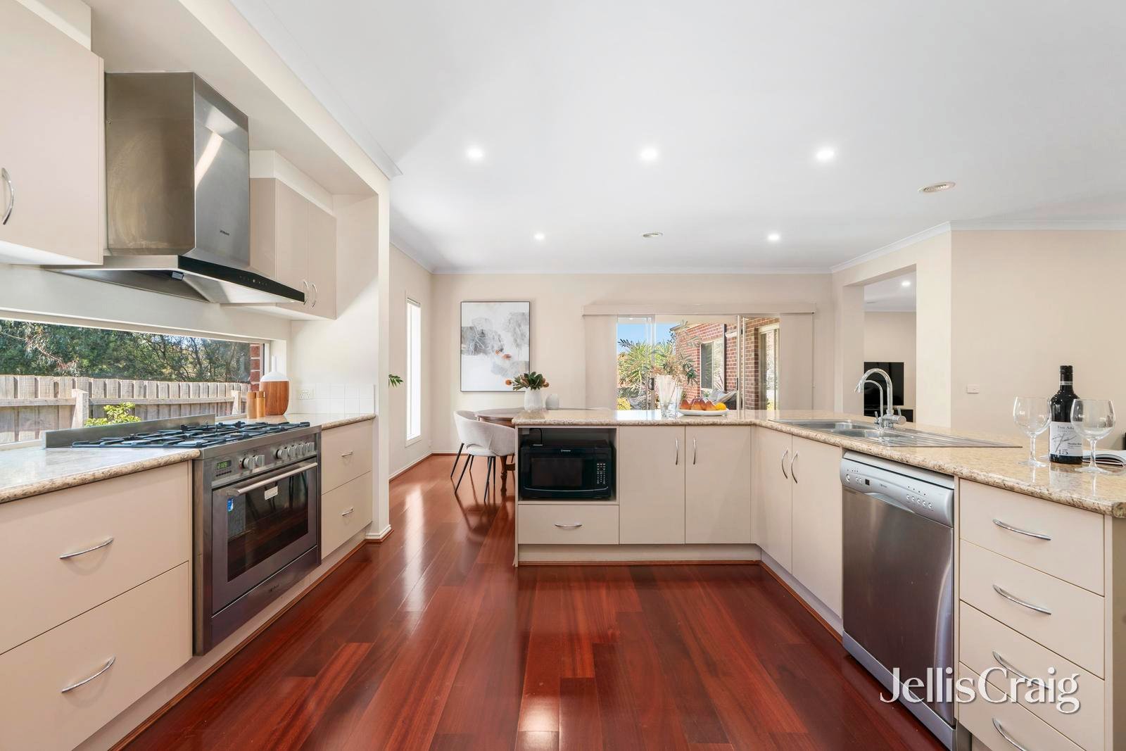 105 Coleman Parade, Glen&nbsp;Waverley image 6