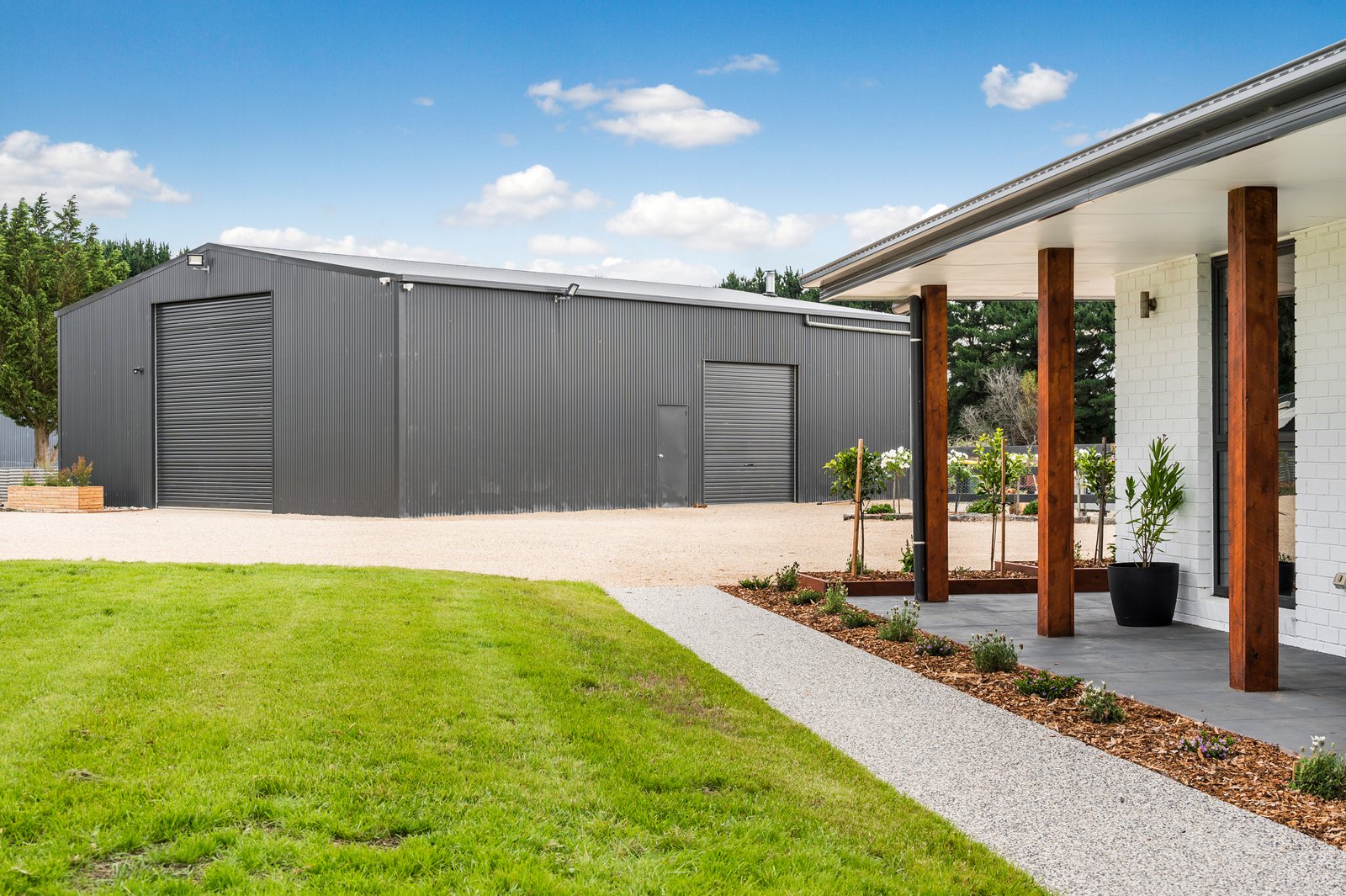 Property Gallery Thumbnail 3