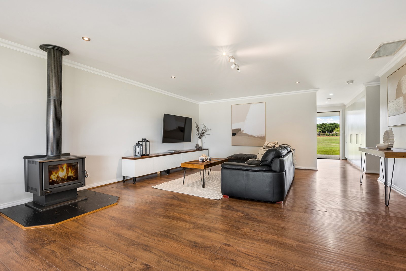 Property Gallery Thumbnail 4