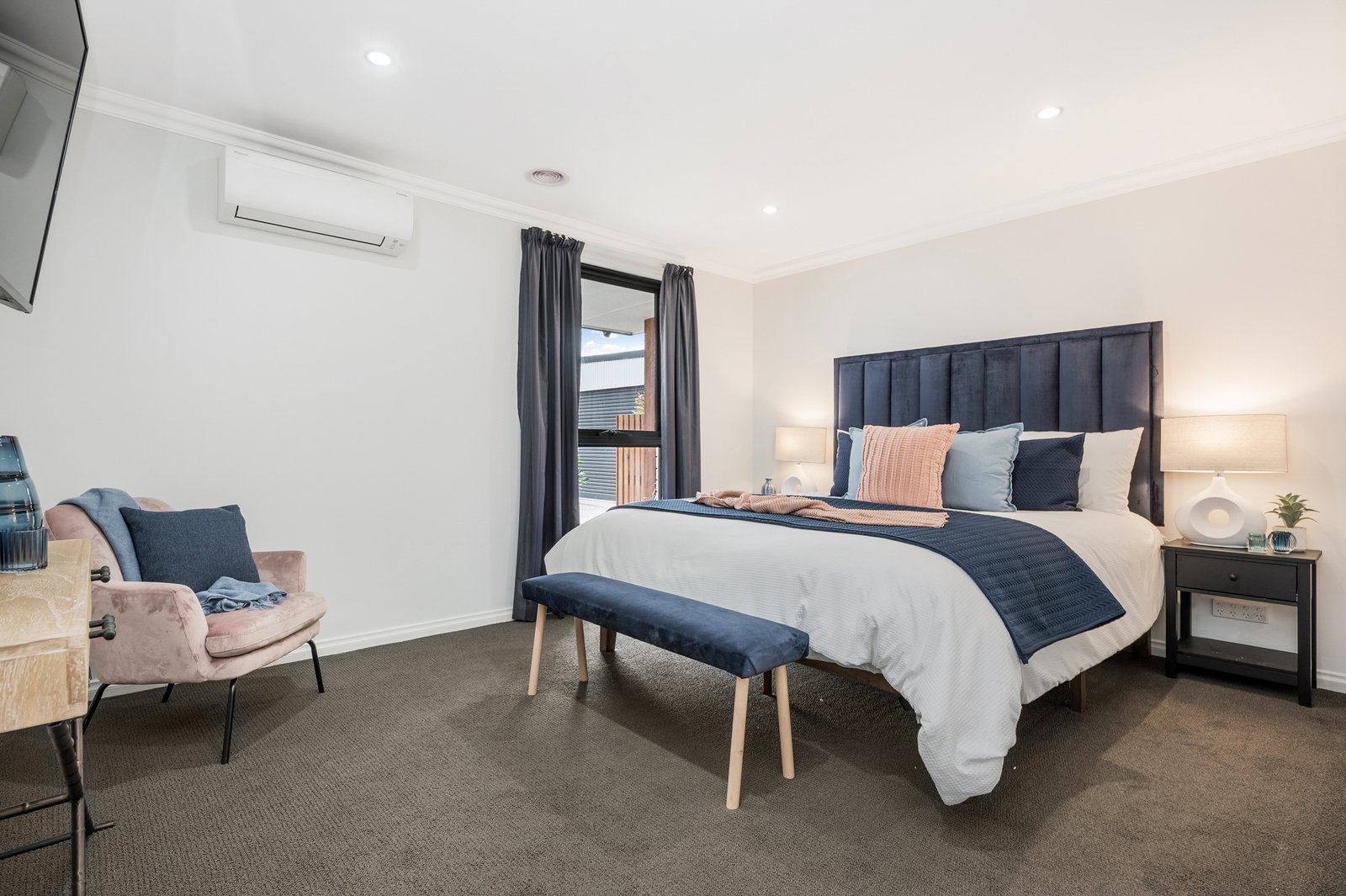 Property Gallery Thumbnail 7