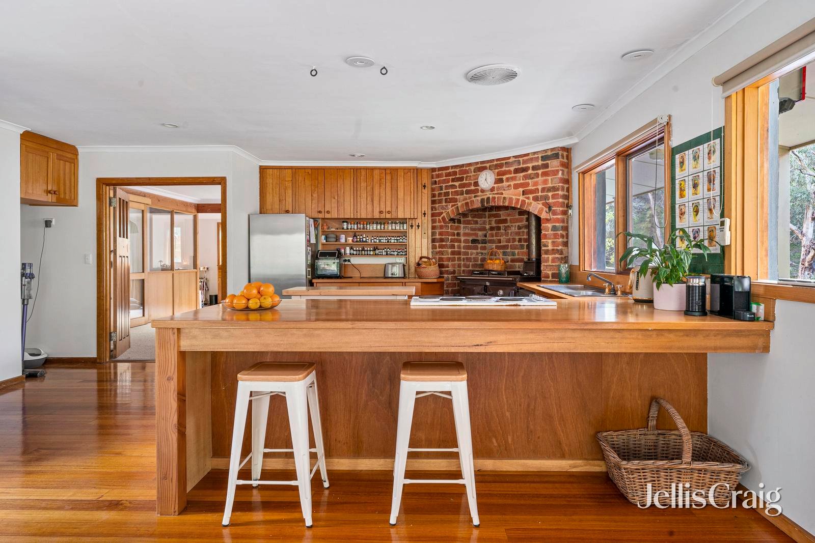 105 Overbank Road, Eltham image 7