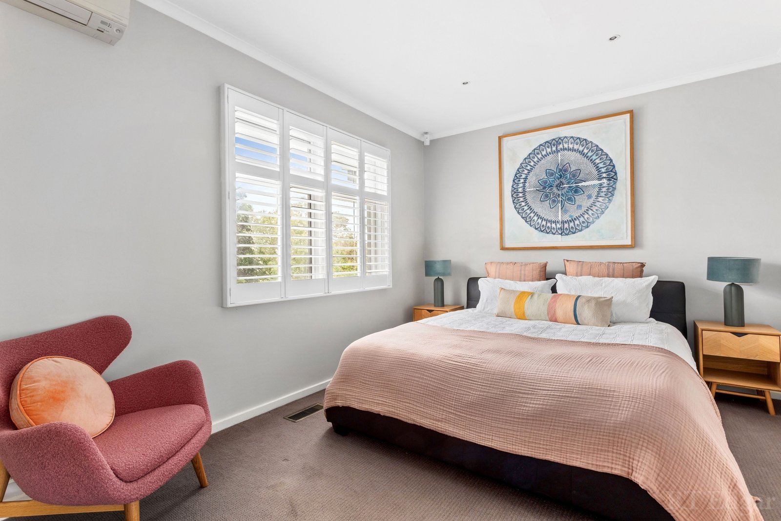 Property Gallery Thumbnail 12