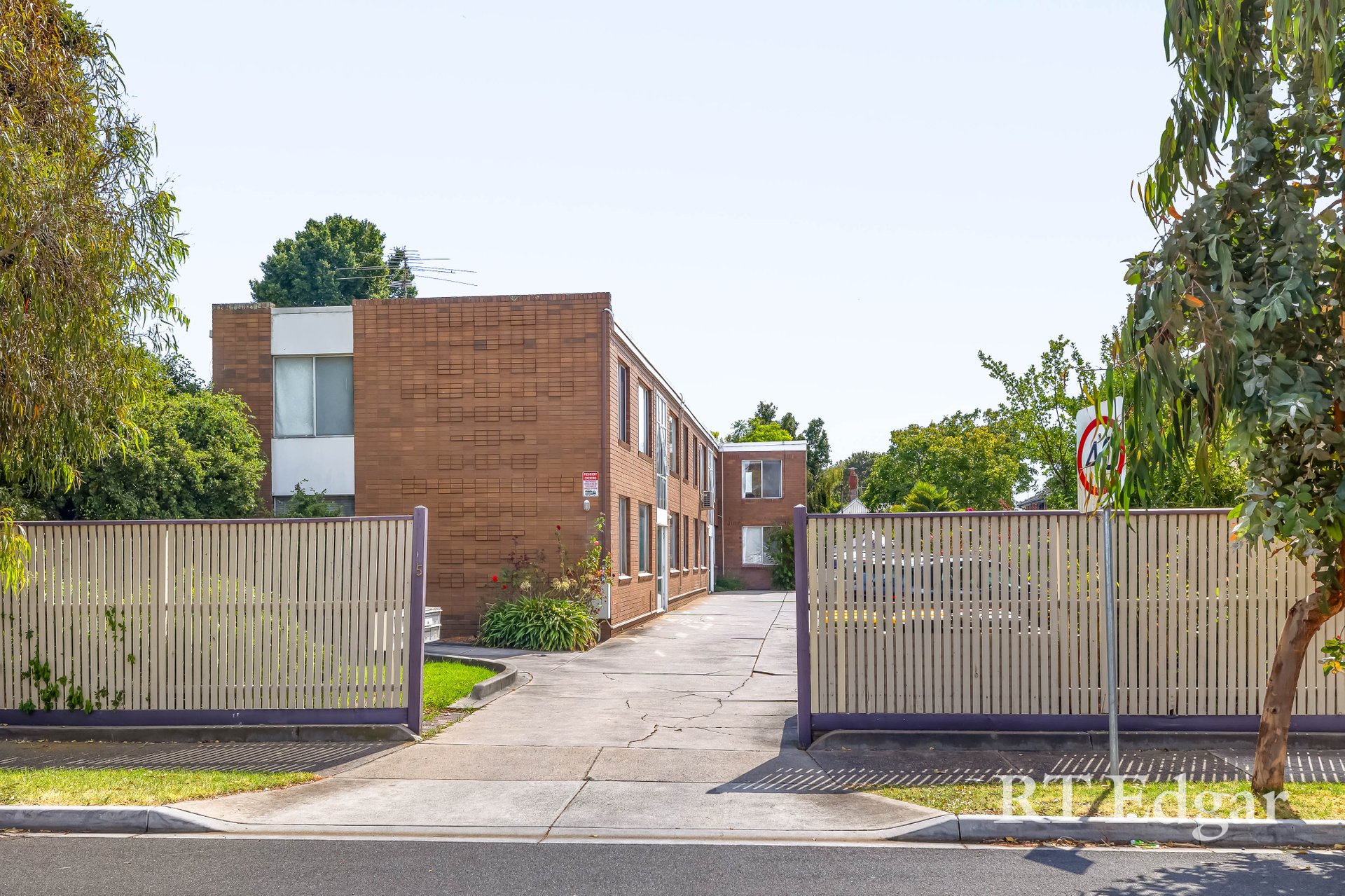 Property Gallery - Main Image