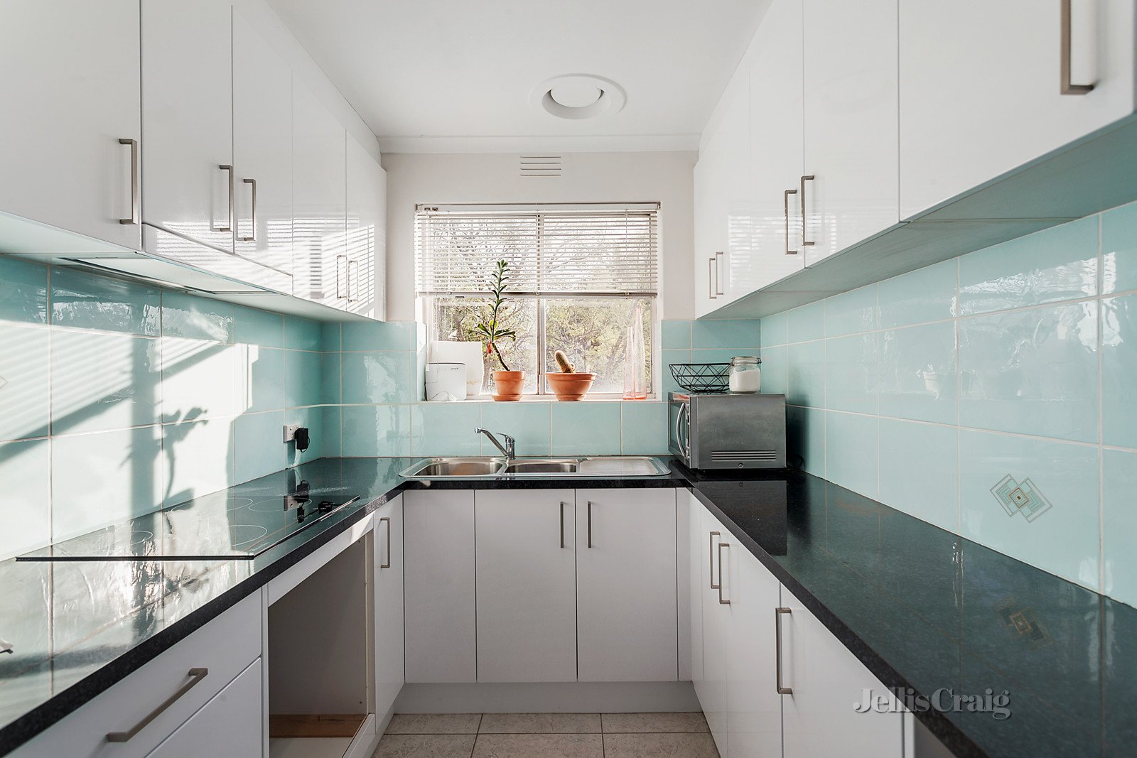 10/5 Simpson Street, Northcote image 3