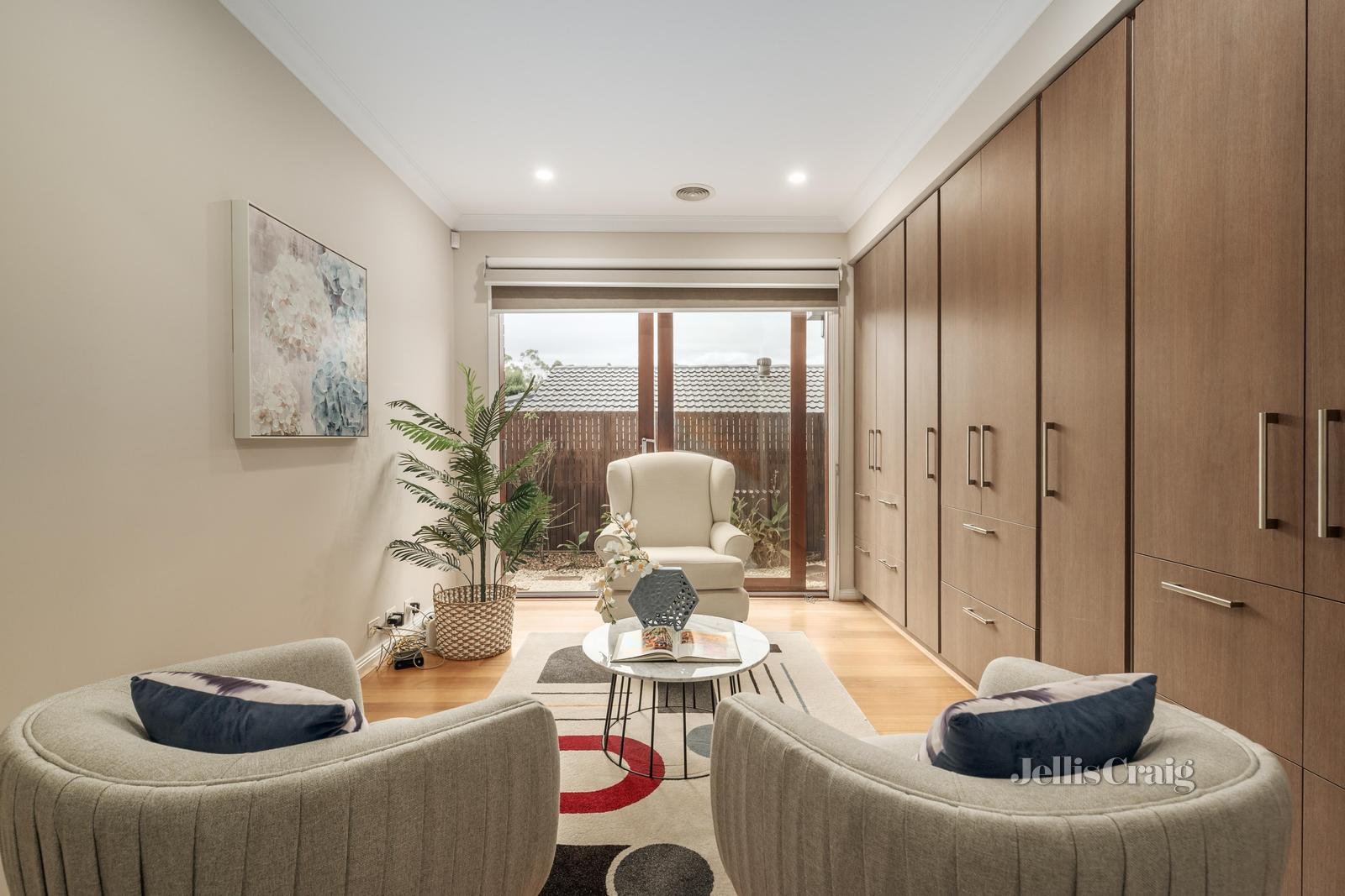 105 Springvale Road, Glen Waverley image 4