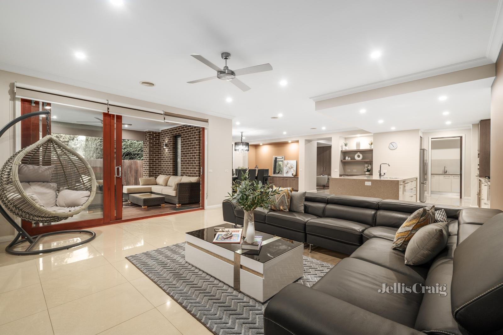 105 Springvale Road, Glen Waverley image 5