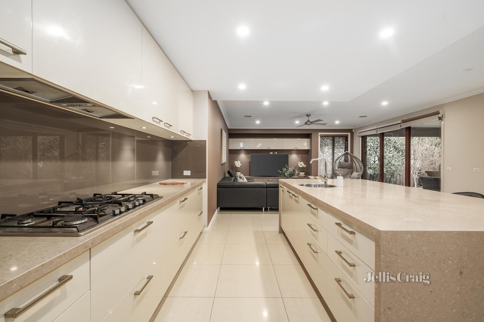 105 Springvale Road, Glen Waverley image 8