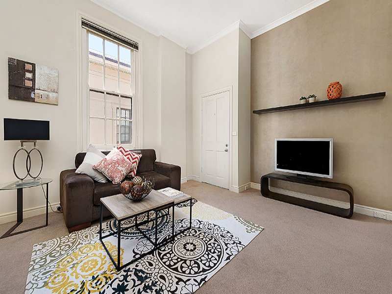 105 Wiltshire Drive, Kew image 3