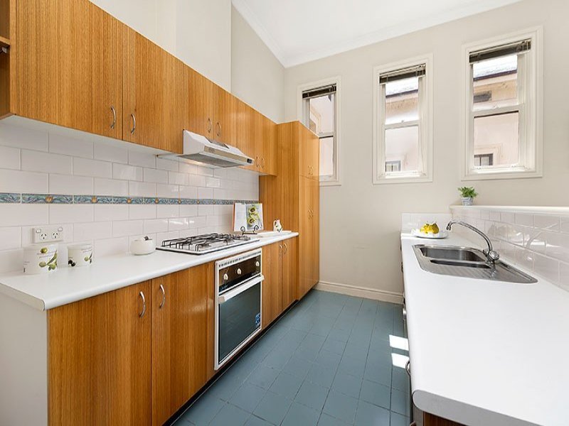 105 Wiltshire Drive, Kew image 4