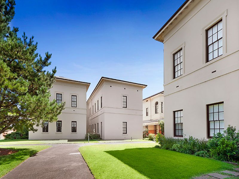 105 Wiltshire Drive, Kew image 11