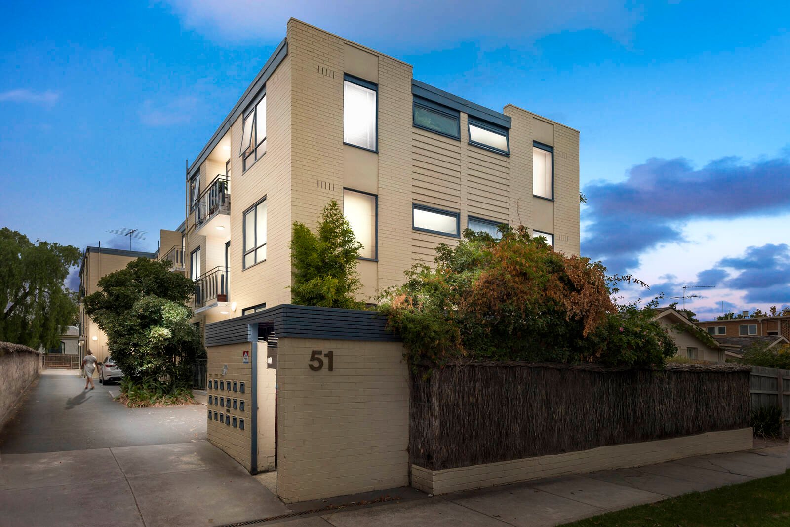 Property Gallery - Main Image