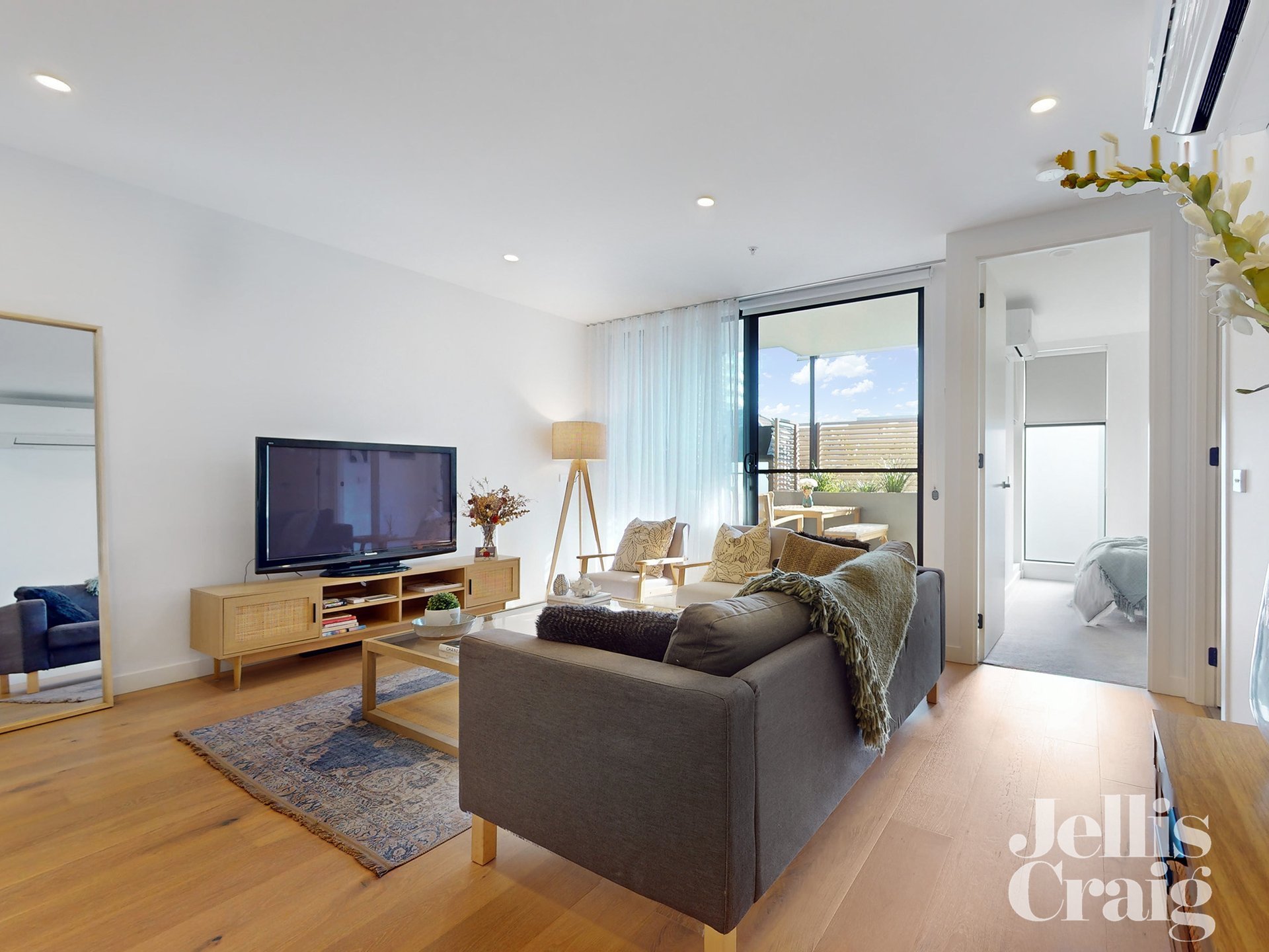 105/1110 Dandenong Road, Carnegie image 3